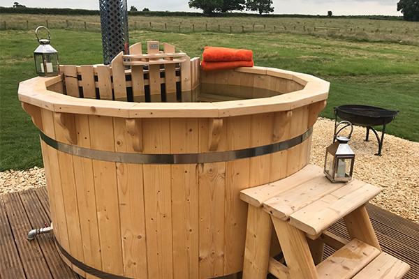 Luxury Hot Tub at Evenlode Grounds Farm