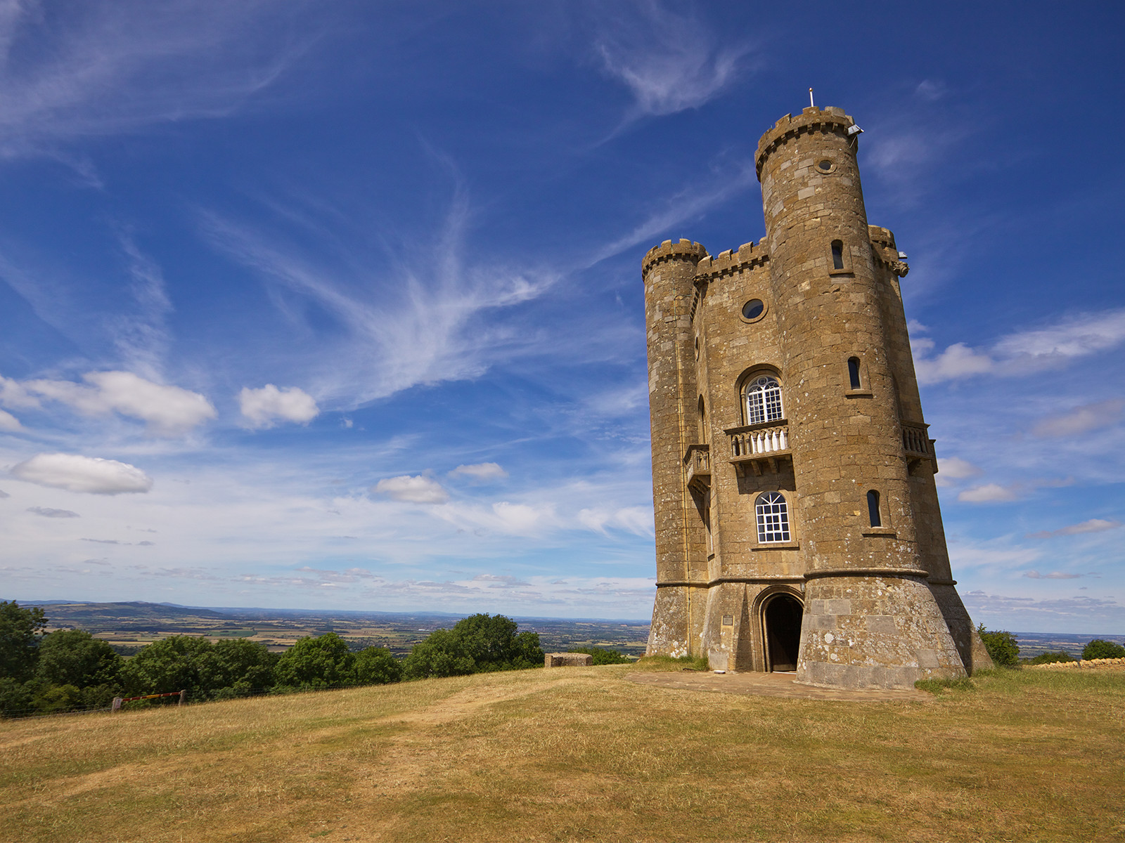 Broadway Tower is a short driving distance from Evenlode Grounds Farm